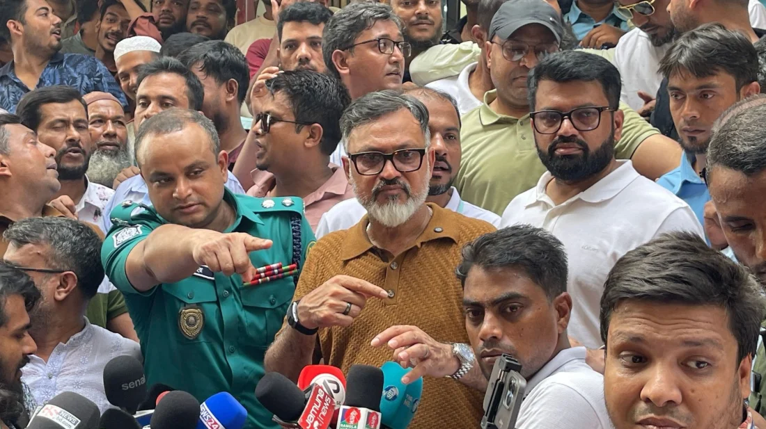 ফুটপাত ও সড়ক দখলমুক্ত না হওয়া পর্যন্ত চলবে অভিযান : ডিএনসিসি প্রশাসক