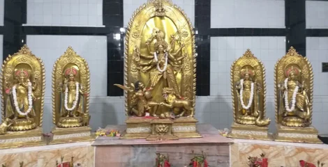 পাঁচ শতাব্দীর ইতিহাস বুকে, তবু অবহেলায় জীর্ণ তাহেরপুরের দুর্গামাতা মন্দির