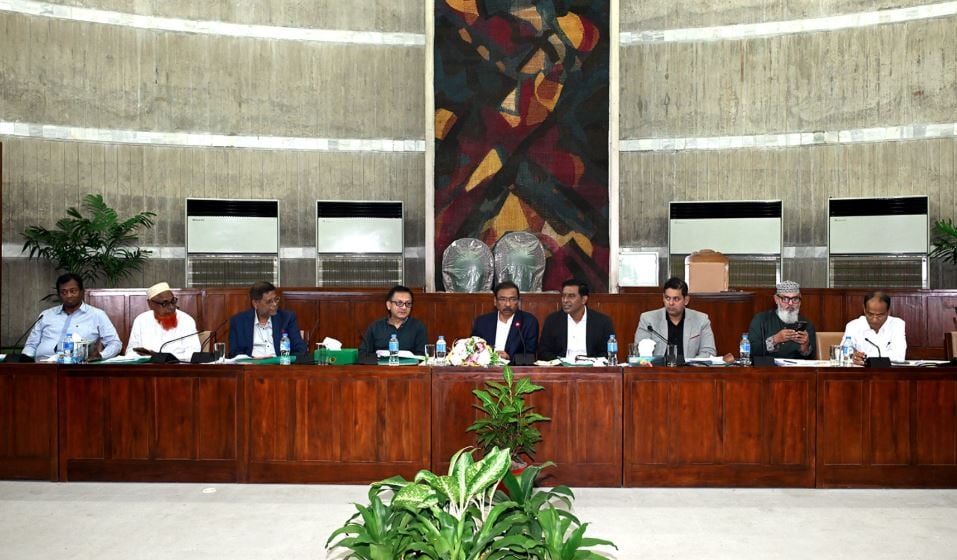 লোকসানি চিনি কলকে লাভজনক করতে বায়ো-প্রডাক্ট তৈরির উদ্যোগ