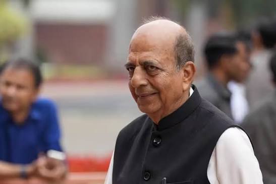 শেখ হাসিনাকে আশ্রয় দেওয়া ছাড়া ভারতের বিকল্প ছিল না : দীনেশ ত্রিবেদী