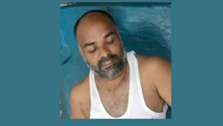 খুলনায় পুলিশ পরিদর্শককে কুপিয়ে ছিনতাই