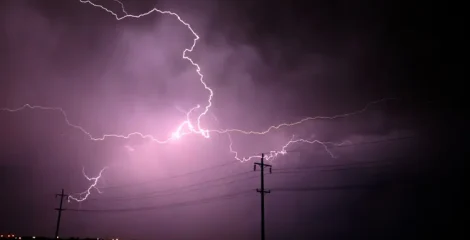 মাছ ধরতে গিয়ে বজ্রপাতে প্রাণ গেল ৬ জনের