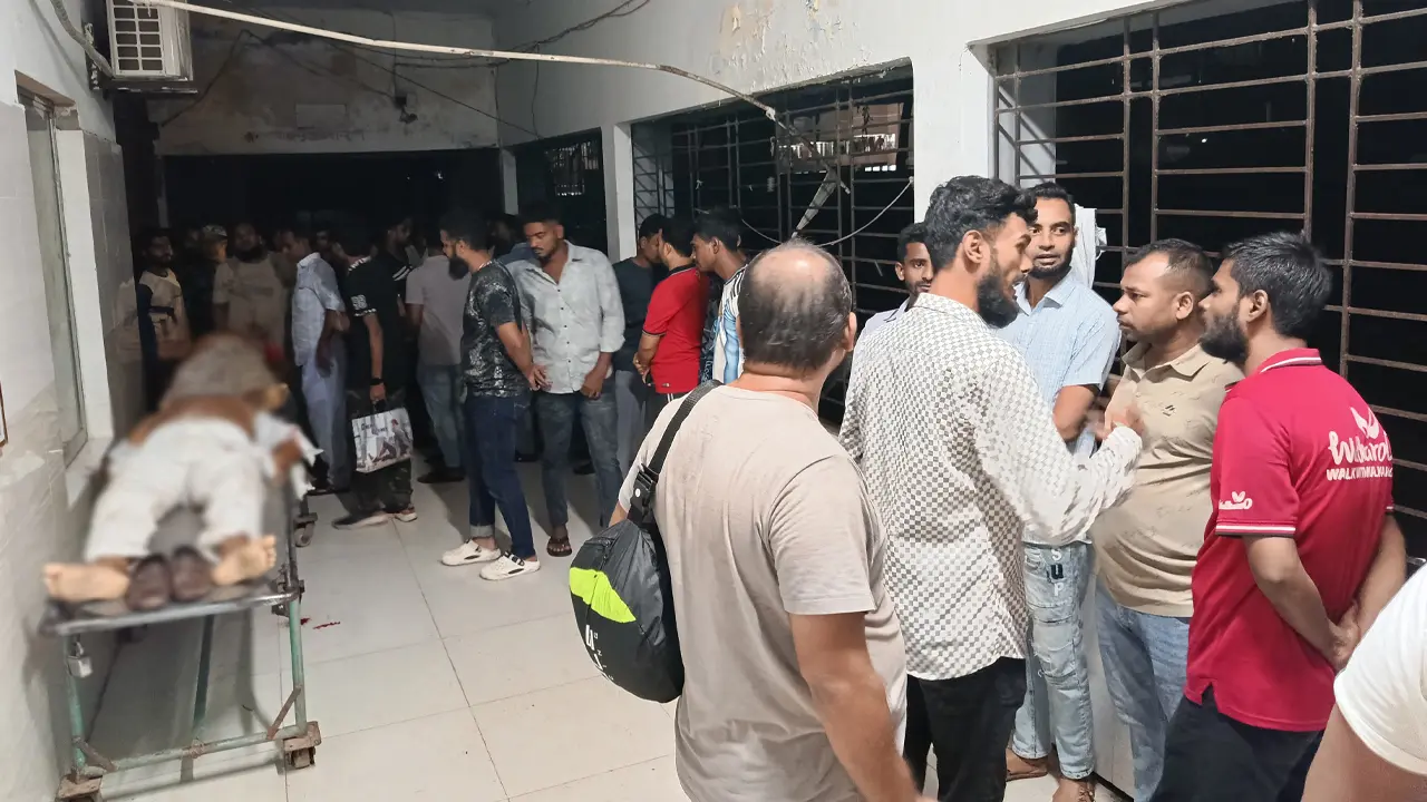 পাবনায় গুলি করে বিএনপি নেতাসহ দুজনকে হত্যা