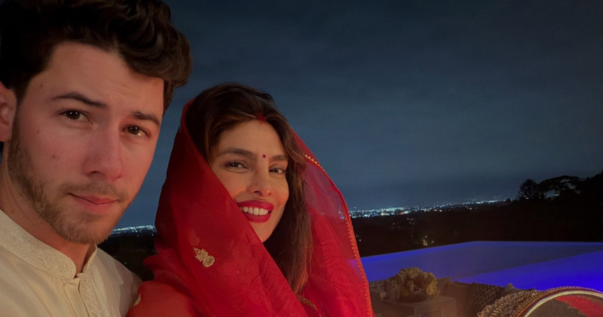 কারওয়া চৌথে নিকের ভালোবাসায় মুগ্ধ প্রিয়াঙ্কা, আবেগঘন পোস্ট