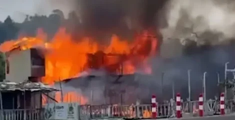 কক্সবাজারের ইনানীতে রিসোর্টে ভয়াবহ আগুন, ৫ জনের মরদেহ উদ্ধার