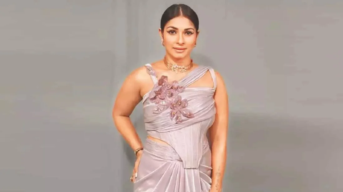মোদি-বিরোধীদের একহাত নিলেন তানিশা
