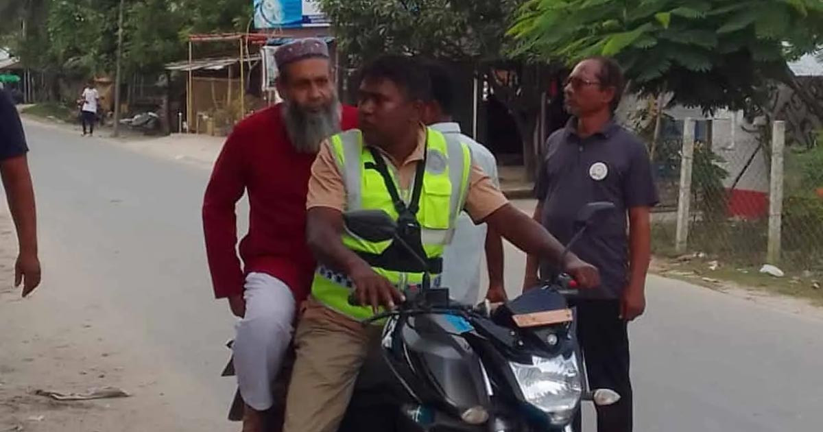 প্রধানমন্ত্রীর নির্দেশে বাসায় পৌঁছে দেওয়া হলো শিক্ষককে